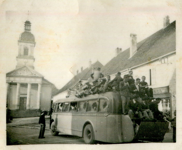 06 Autocar 600DPI 50pc.jpg