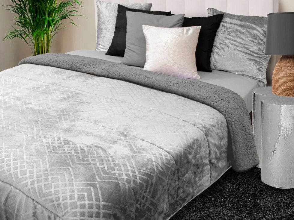 Mantenha-se quente e confortável com este Edredom Aquecimento ultra macio. Perfeito para as noites frias, oferece um toque