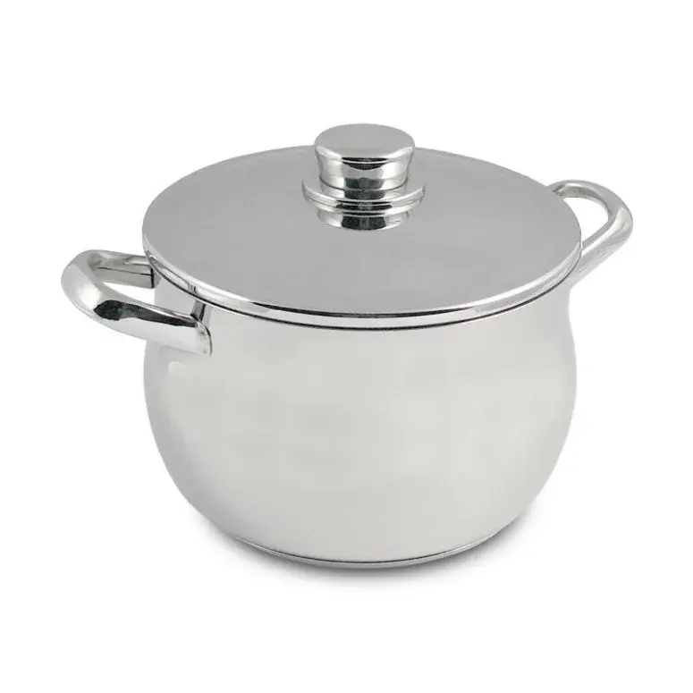 O Tacho Caçarola C/ Asas - Focus Indução é a escolha ideal para quem procura praticidade e durabilidade na cozinha.