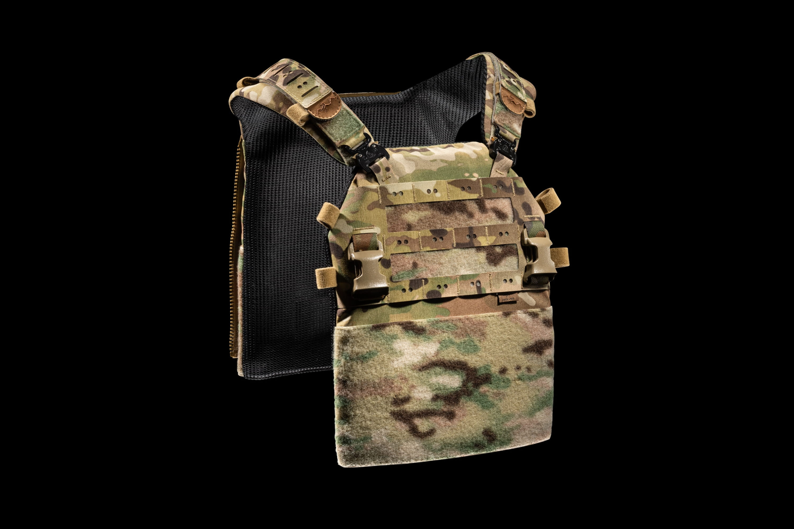 FROG PRO PRAETORIAN PLATE CARRIER FRONT AND BACK
