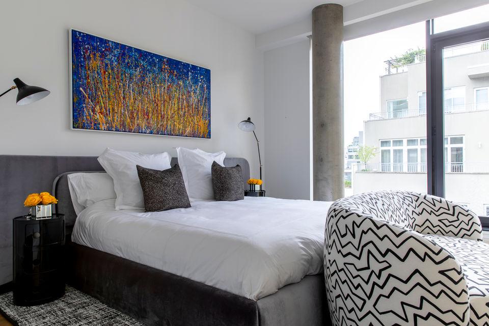 Julie Anne Burch_Chelsea Apartment-4526-HDR.jpg