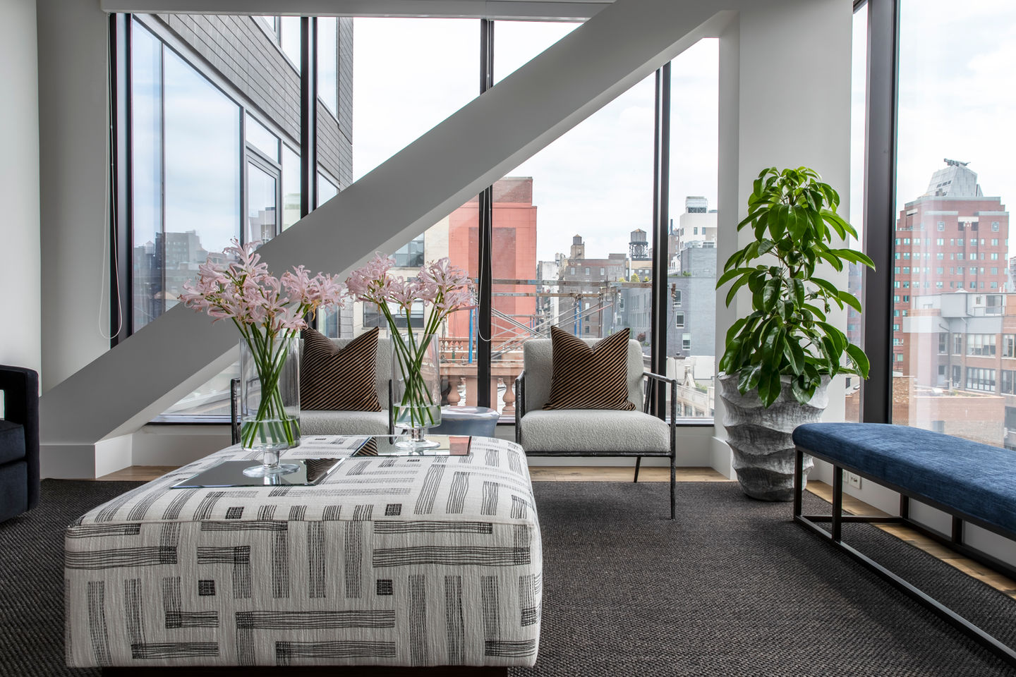 Julie Anne Burch_Chelsea Apartment-4777-HDR.jpg