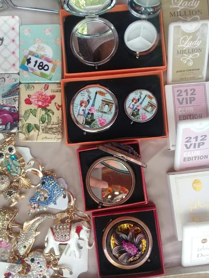 Miniatura: Regalería 