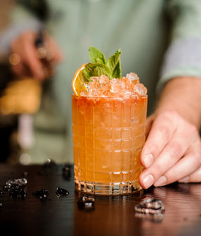 pierre-chatel-innocenti-Lk-nu_hX6ms-unsplash 2.png