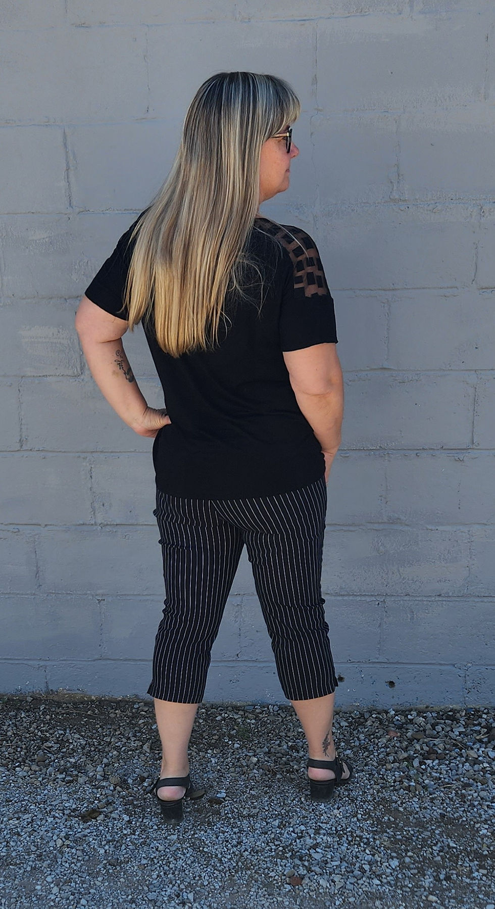 Thumbnail: STYLE-RITE BRAND STRETCHY ELASTIC WAISTBAND BLACK PINSTRIPE CAPRI #2148