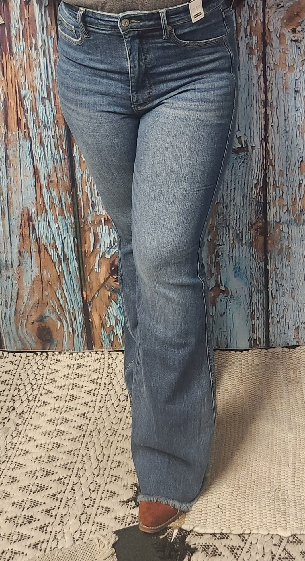 JUDY BLUE BRAND HI-WAIST MID-WASH UNFINISHED FLARE HEM JEANS #3666