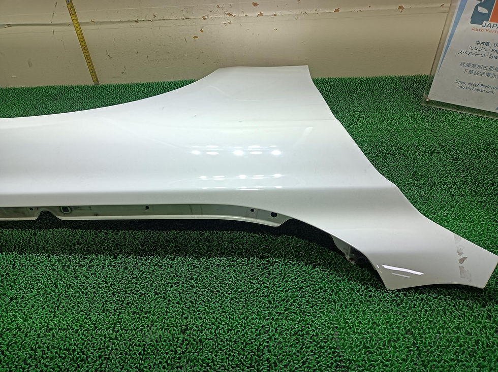 サムネイル： BMW 328i 2012 DBA-3A20