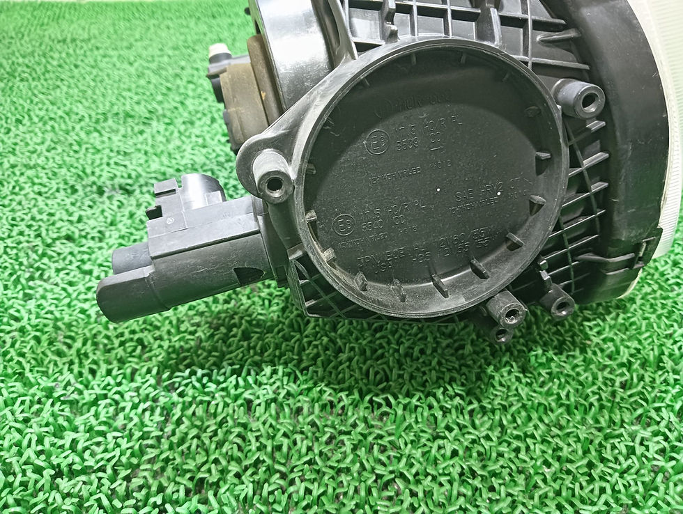 Thumbnail: NISSAN Juke  2012 DBA-YF15