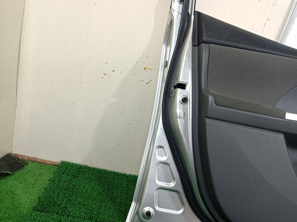 Miniature : TOYOTA Prius Alpha 2012 DAA-ZVW41W