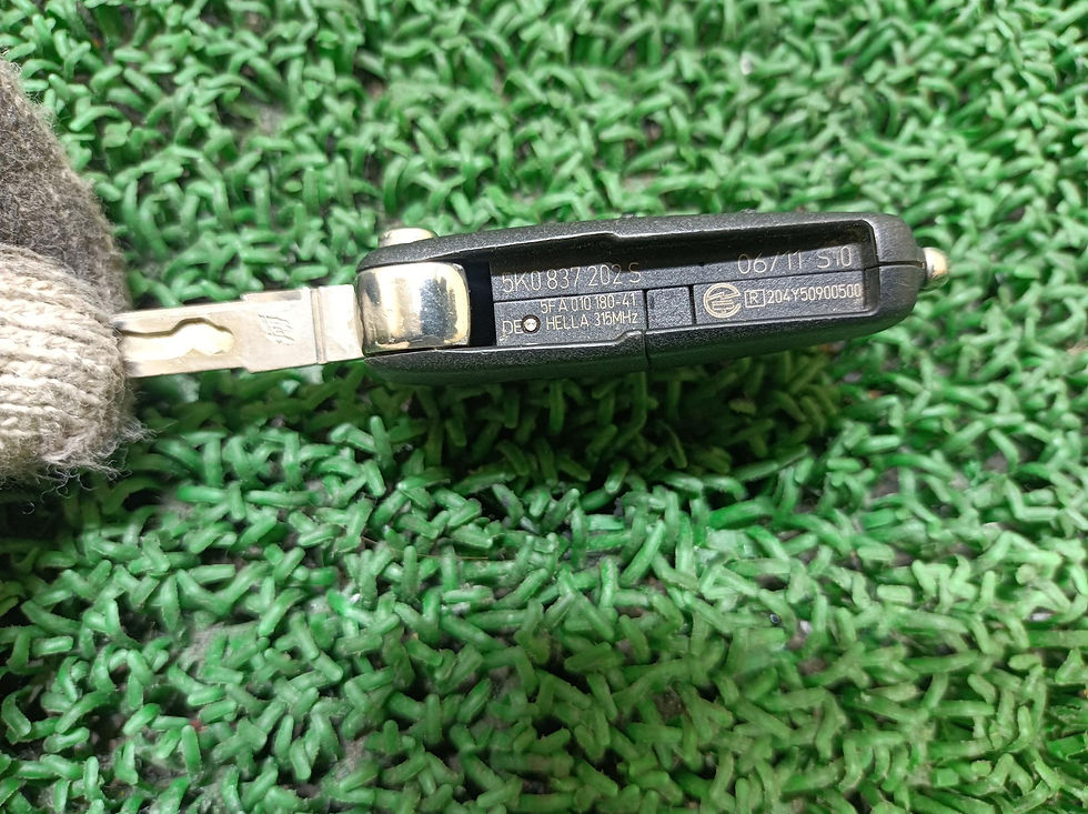 Miniature : VOLKSWAGEN GOLF VARIANT 2010