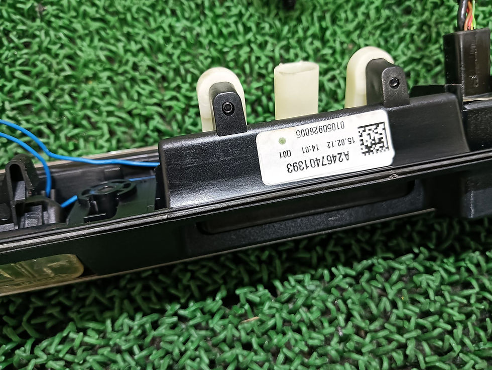 Miniature : Mercedes Benz B180 2012 DBA-24624