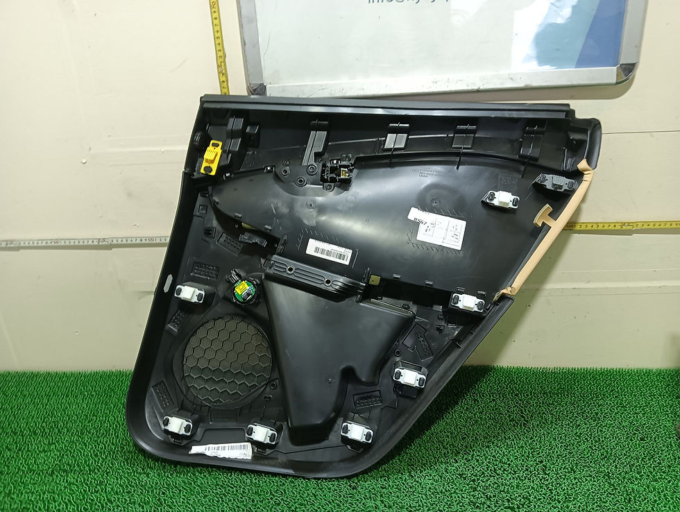 Миниатюра: VOLVO V40 2017 LDA-MD4204T