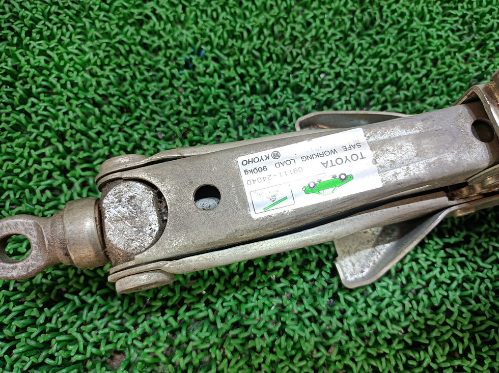 Nissan Sunny Truck 1992 R-GB122