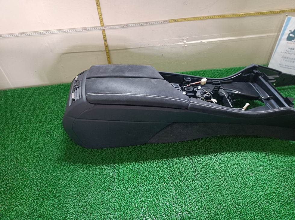 Миниатюра: Center Console   BMW 520i TOURING 2012 DBA-XL20
