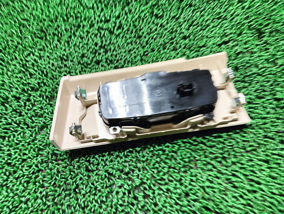 Miniature : BMW 116i 2013 DBA-1A16