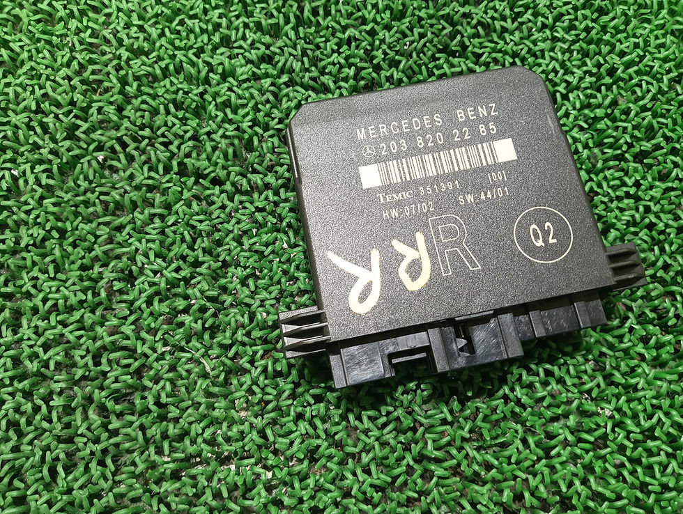 Миниатюра: Mercedes Benz C180 2000 GF-203035