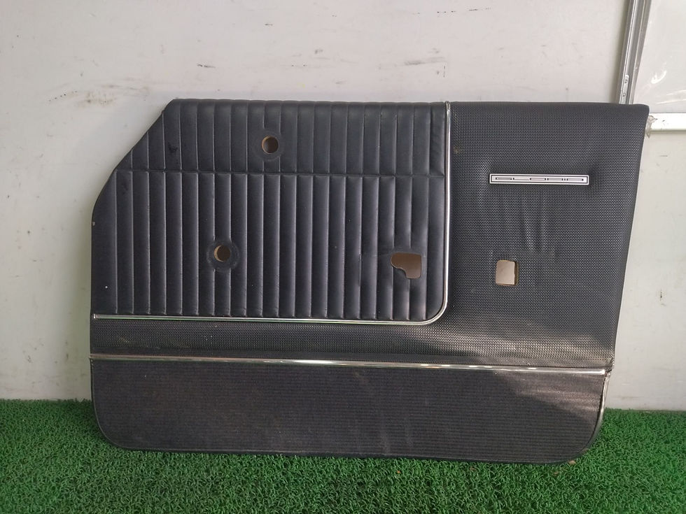 Miniature : Nissan GLORIA PA30