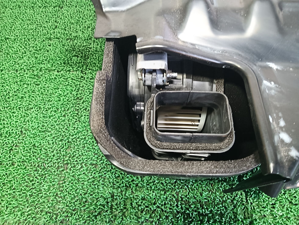 Miniature : Honda Fit Hybrid 2013 DAA-GP1