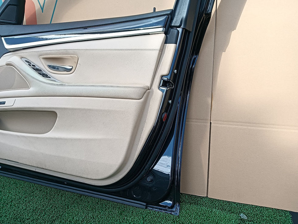 Miniature : BMW ACTIVE HYBRID 5 2012 DAA-FZ35