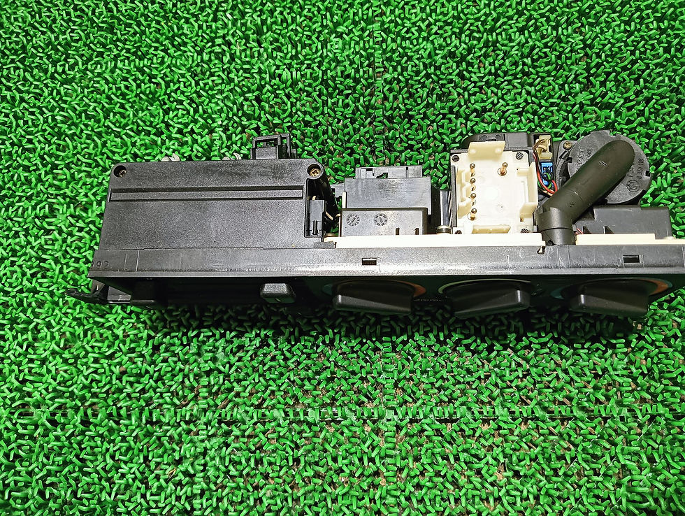 Miniatura: BMW 525i 1992 E-HD25