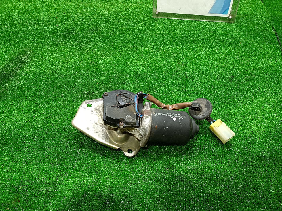 サムネイル： Mitsubishi FUSO CANTER GUTS 2008 PDG