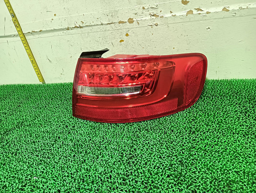 Miniatura: AUDI A6 2010 ABA-4FCAJA