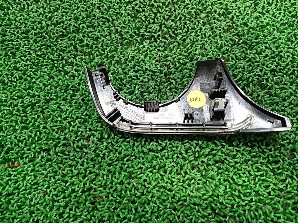 Миниатюра: Mercedes Benz B180 2012 DBA-246242