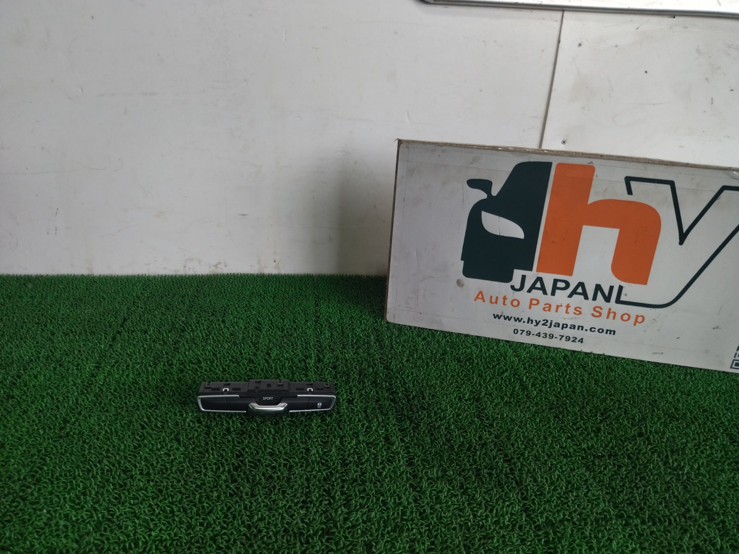 BMW 218i 2014 DBA-2A15