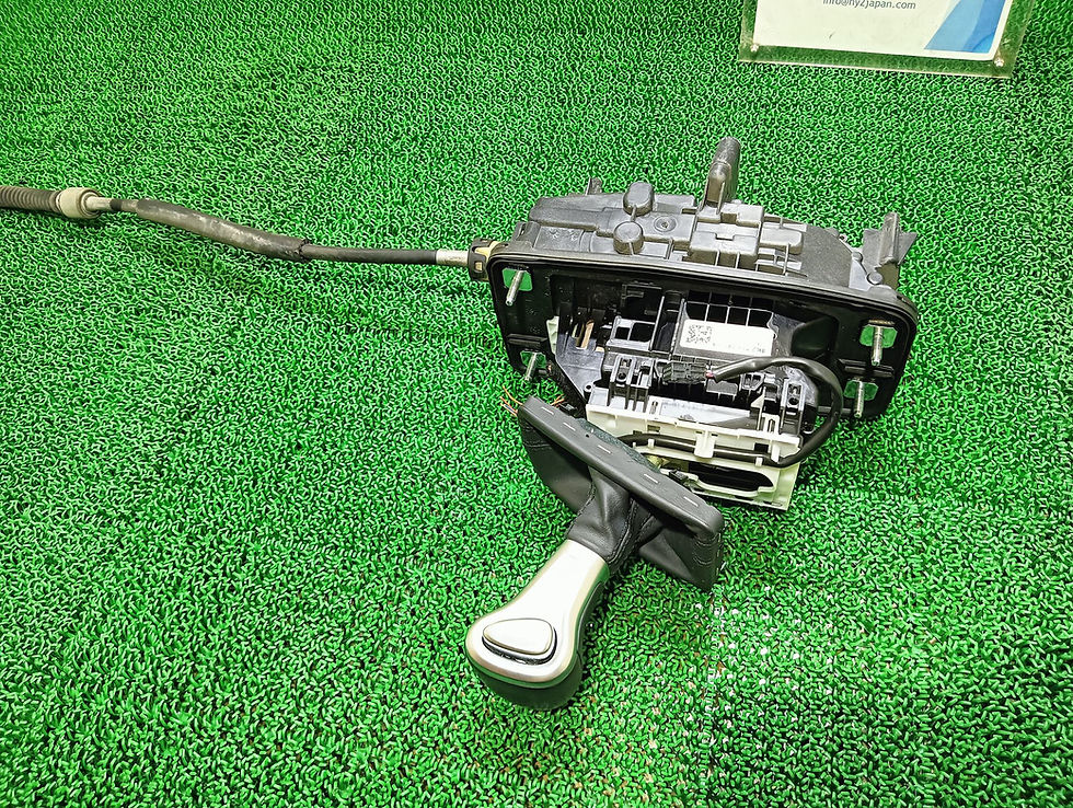 サムネイル： Audi A4 2013 DBA-8KCDNF
