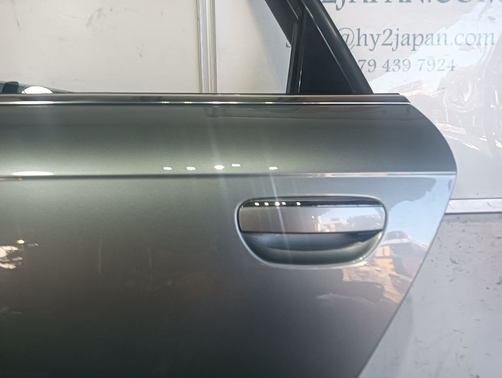 Miniature : Audi A6 2010 ABA-4FCCES