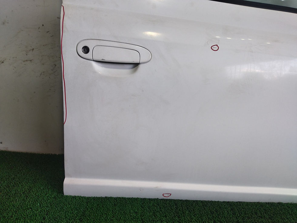 Miniature : Toyota Vitz 2000 GH-SCP10