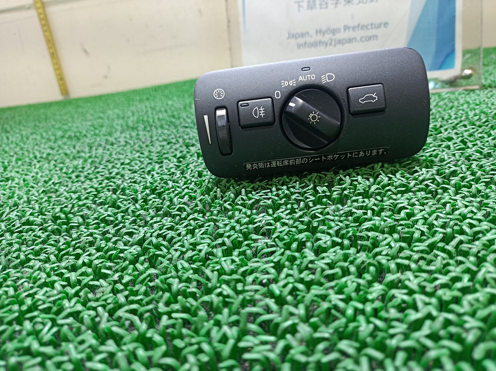 Miniature : VOLVO V40 2013 DBA-MB4164T