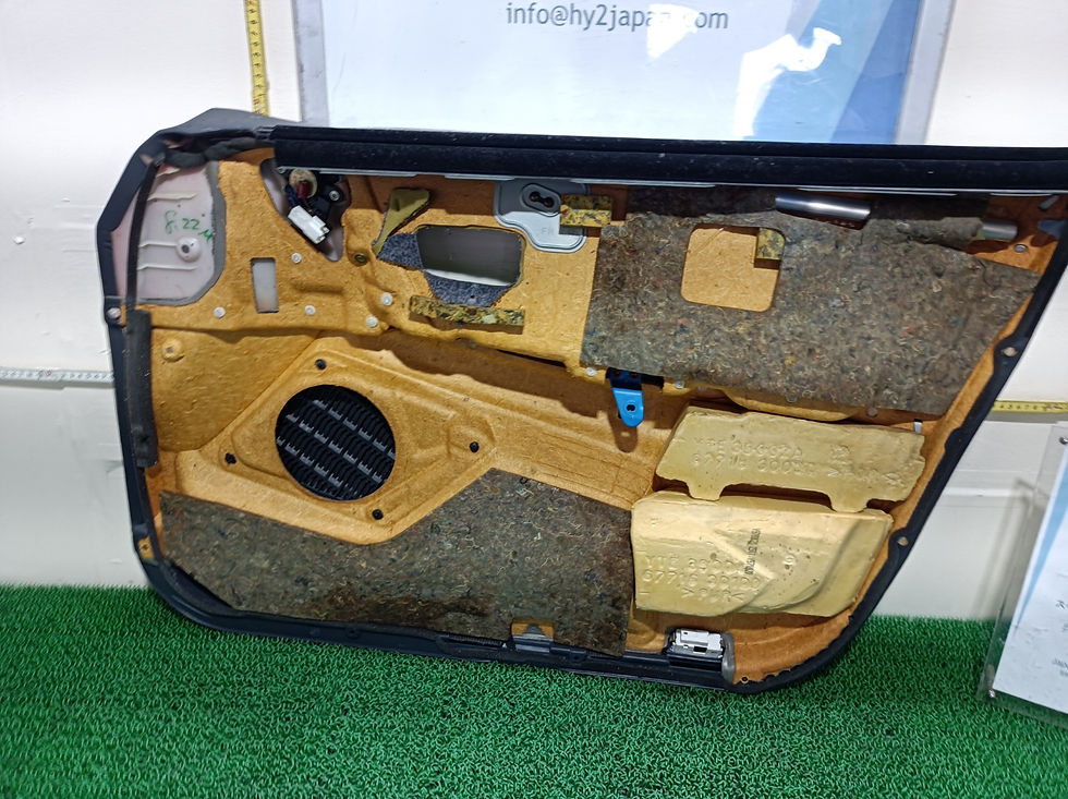 الصورة المصغرة: TOYOTA Crown 1997 KD-LS151H