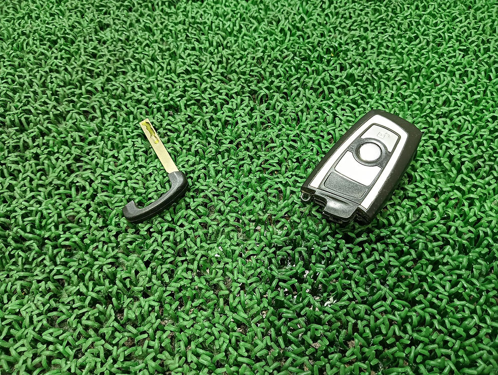 Miniature : BMW 116i 2011 DBA-1A16