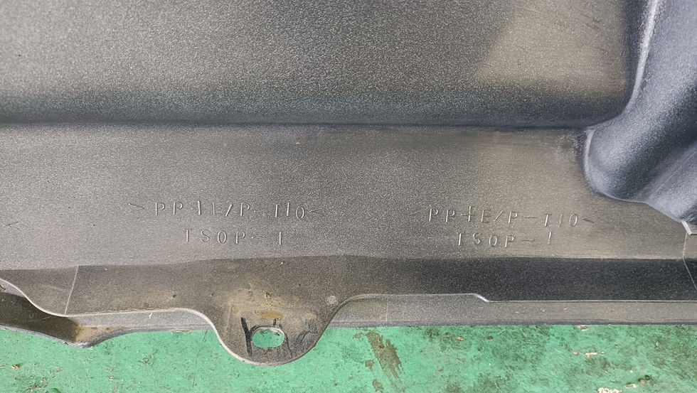 サムネイル： TOYOTA Corolla Levin 1995 E-AE111