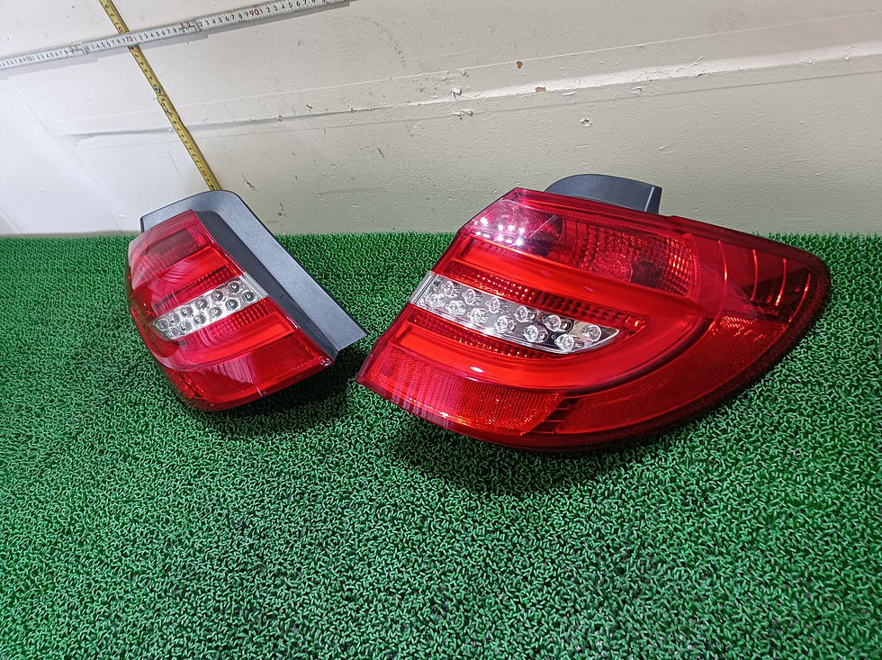 Miniature : MERCEDES BENZ B180 2013 DBA-246242