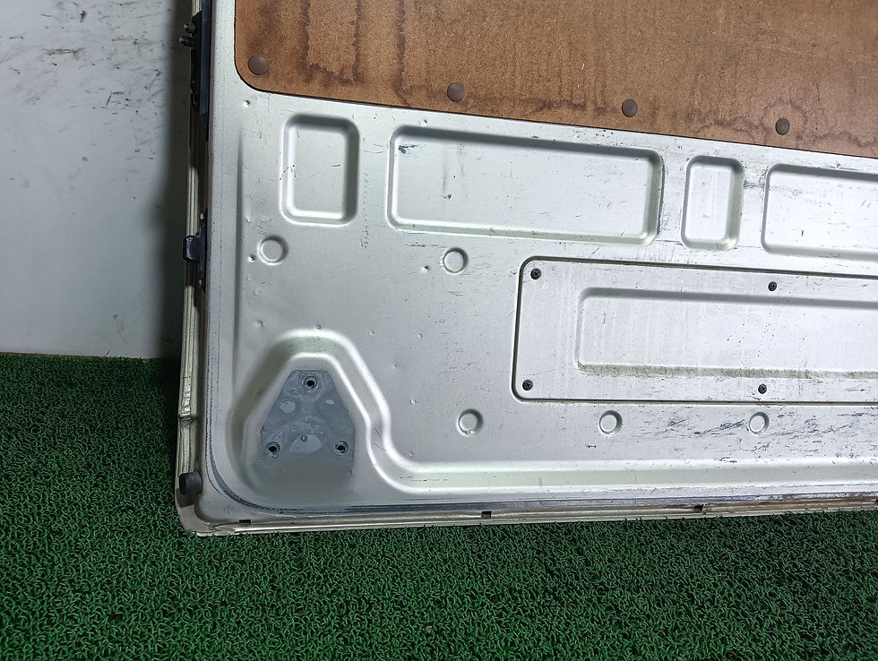 サムネイル： Nissan CARAVAN 2009 ADF-VWE25