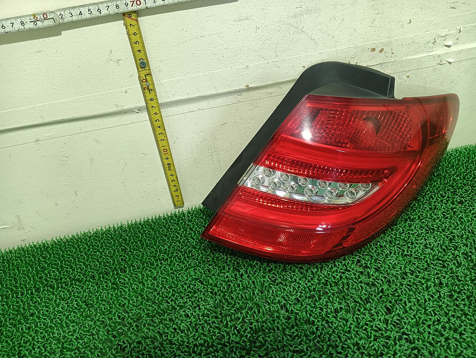 サムネイル： Mercedes Benz B180 2012 DBA-246242