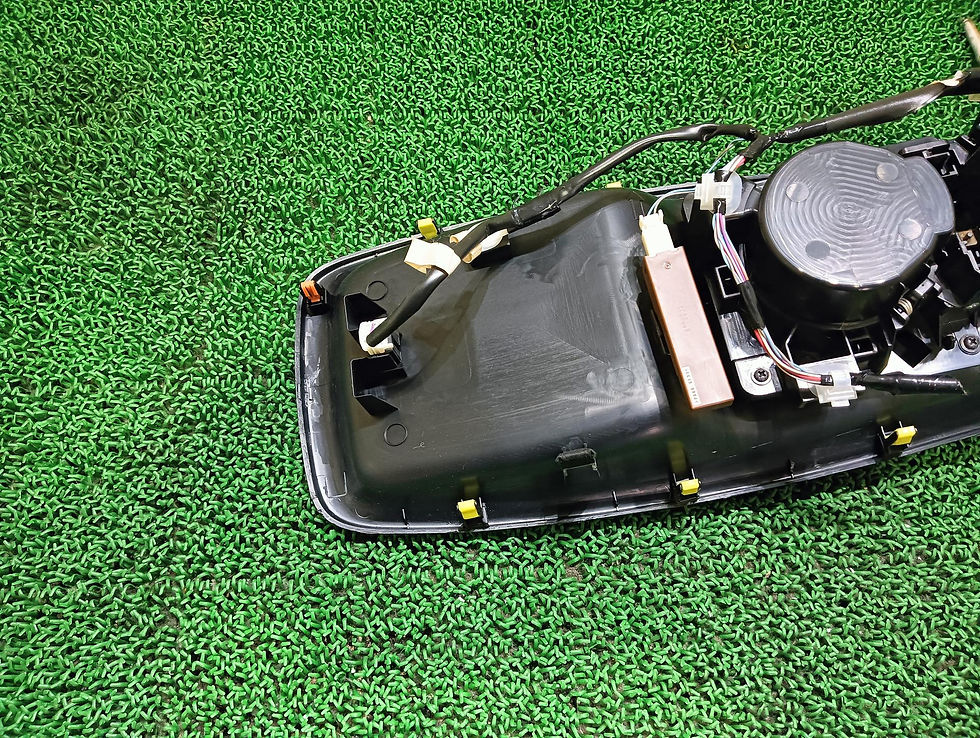 Miniature : TOYOTA PRIUS 2018 DAA-ZVW50