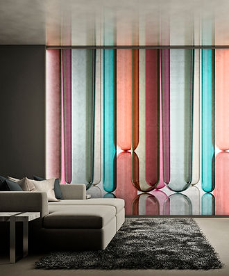 Fototapet Traspatenze cu design abstract, forme verticale translucide și reflexii colorate, ideal pentru living modern, fototapet Cluj, fototapet Accent Decor, model lavabil, decor contemporan