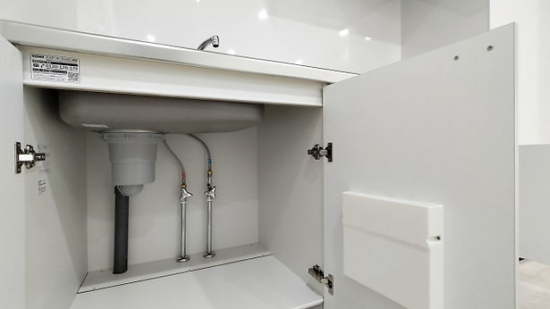 シンク下の悪臭の原因はコレだった!リフォームで快適キッチンに