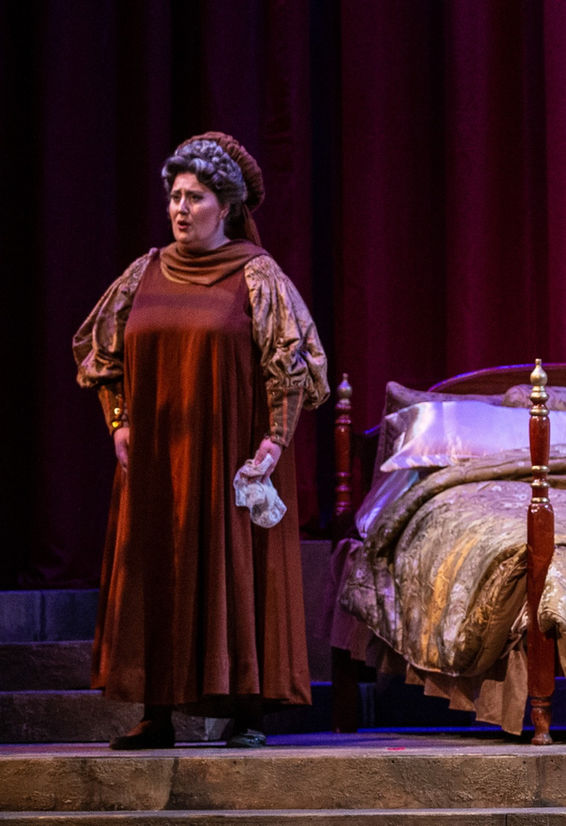 Mezzo Aubrey Odle sings Gertrude in Gounod's Romeo et Juliette with Knoxville Opera at the Tennessee Theater