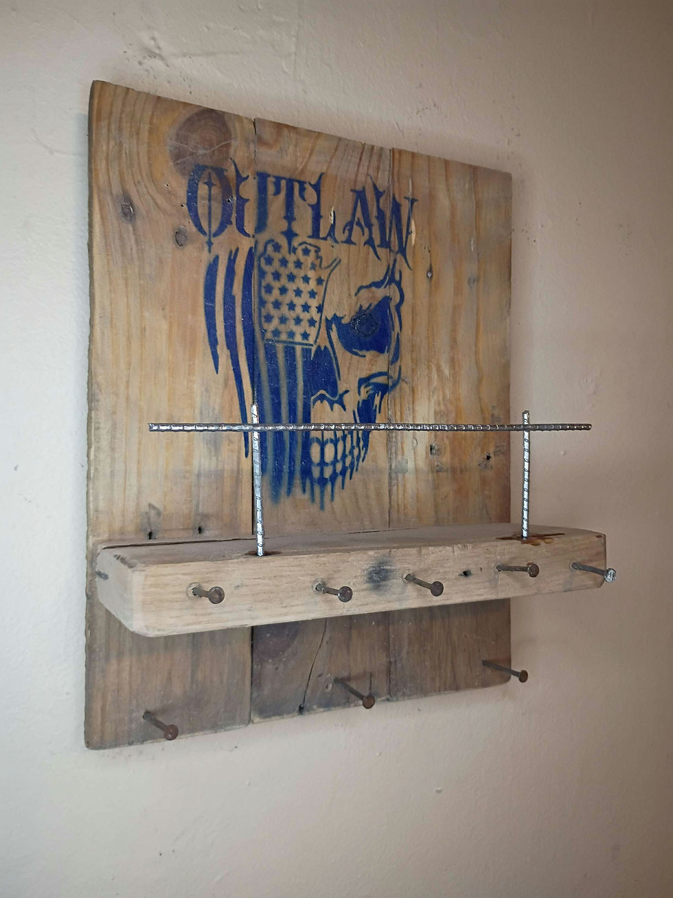Thumbnail: Outlaw Key Rack