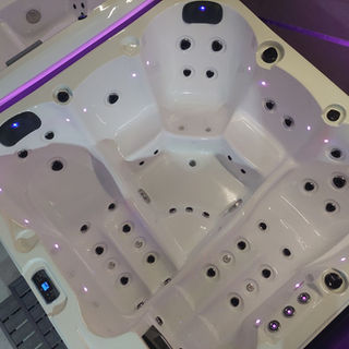 Jacuzzi in royalty wellness showroom