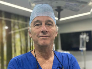 Dott. Bernard Sleiter