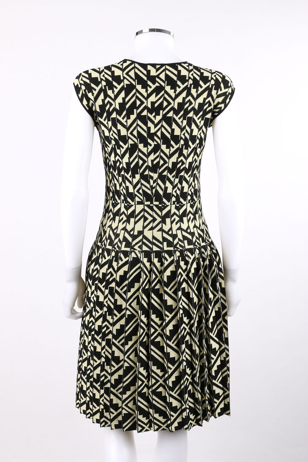 Thumbnail: Etro Pleated Dress