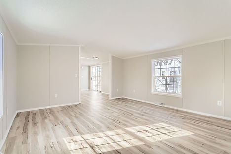 1620 Knight St - Web Quality - 002 - 03 Living Room.jpg