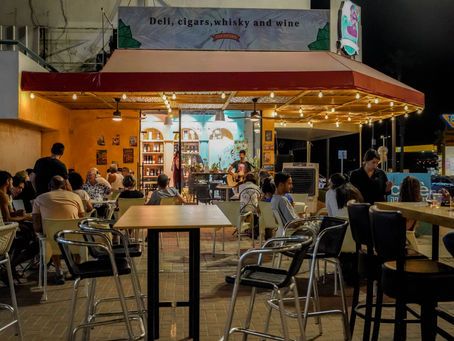 מקום לשבת בו בערב באילת: ויה קלרה - המקום המושלם לבילוי ערב