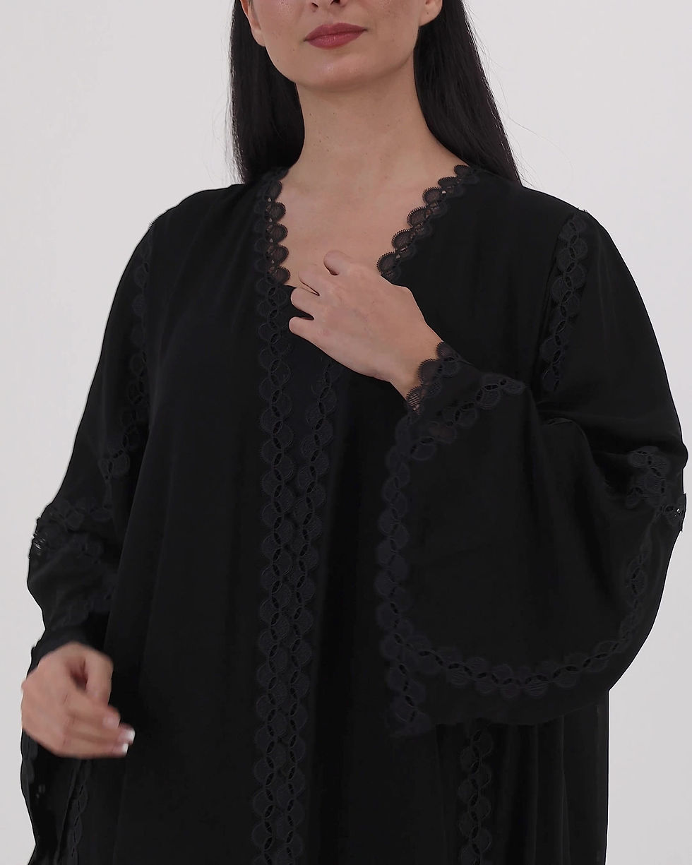 Thumbnail: Round Lace Abaya
