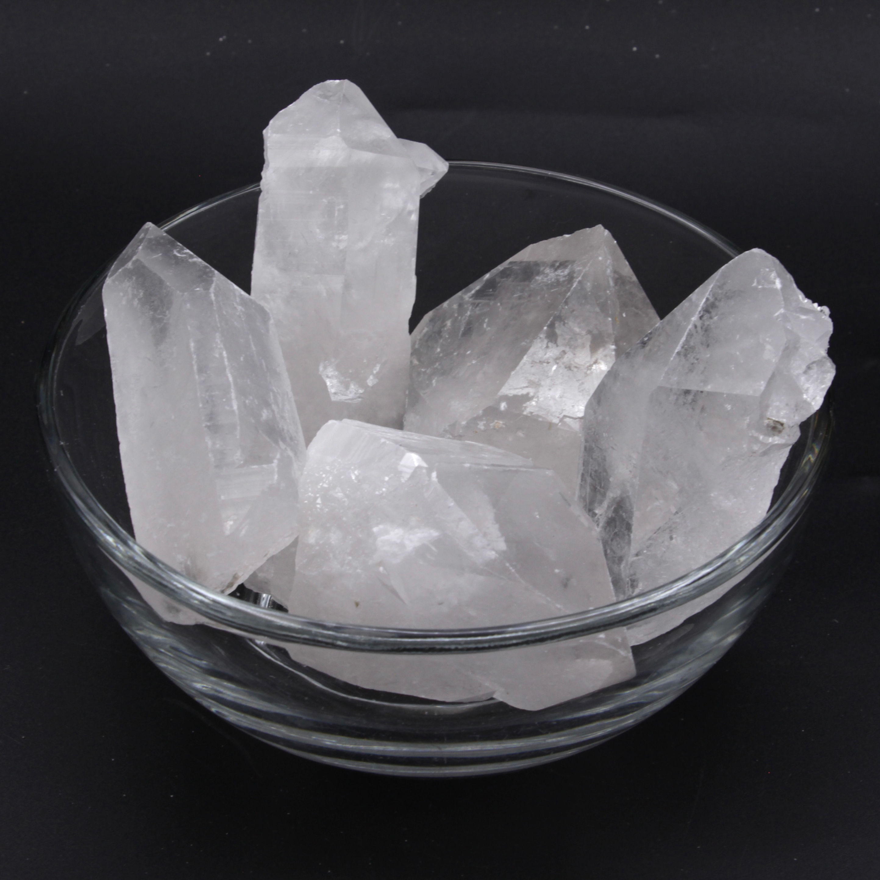 Clear Quartz Rough points (large) - 1kg
